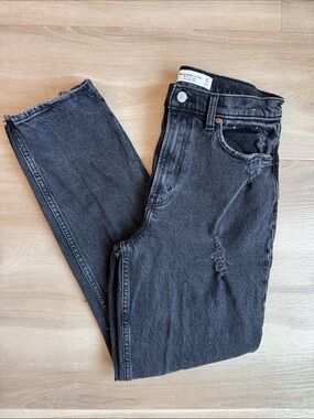 A&F - Curve Love The 90’s Straight Ultra High Rise
